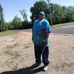 Meet your Posher, Lewis